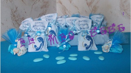 Sacchettini Battesimo personalizzati  prezzo 4,50€ confetti e ciucci inclusi min 20 pz